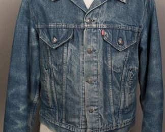 90's Levi Trucker Jacket USA Made- 70411

