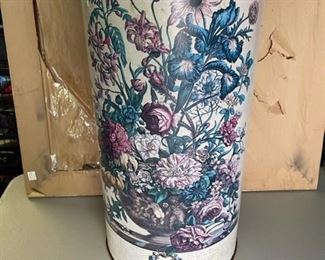 Floral waste can.