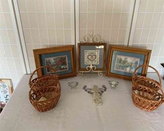 BasketsTea Light HoldersPicturesPlaque