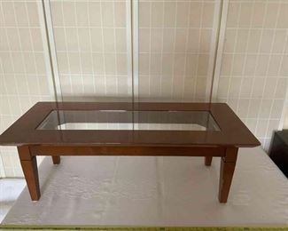 Coffee Table wGlass Insert