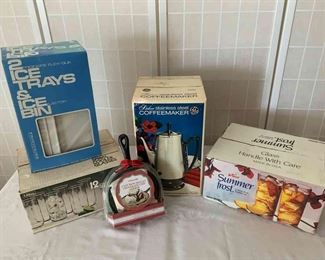 Kerr Summer Frost GlassesGE Coffee MakerCast Iron Skillet