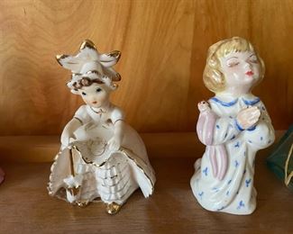 Lefton Figurine Bloomer Flower Girl, Praying Girl Figurine