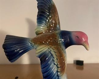 Royal Copley Gull Bird Figurine
