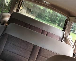 1992 Ford Aerostar XL Van - 1FMDA11U5NZB11289