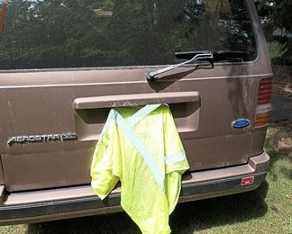 1992 Ford Aerostar XL Van - 1FMDA11U5NZB11289