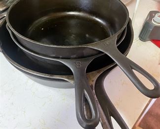 Wagner Ware Cast Iron Skillet, Griswold Cast Iron Pan No. 10