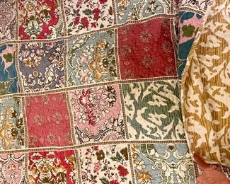 Kingsize Comforter $20