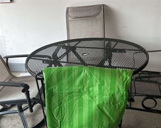 Black Iron Patio Table with 4 Chairs