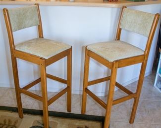 Bar stools(x2)