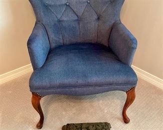 Blue Velvet Tufted Chair $100 (32”H x 28”W x 22”D)