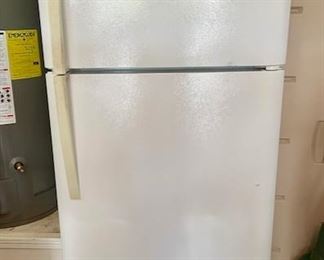 Kenmore Refrigerator $250