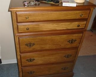 CHEST OF DRAWERS