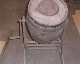 FAVORITE BARREL CHURN