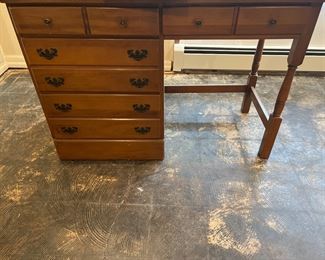 Maple 6 drawer desk
