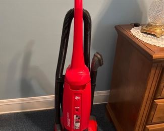 Dirt Devil Vacuum