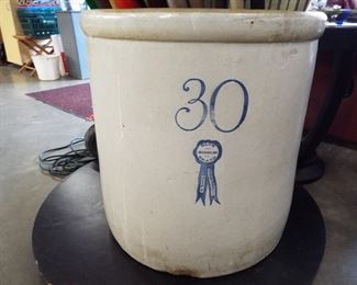 Blue Ribbon 30 gal crock