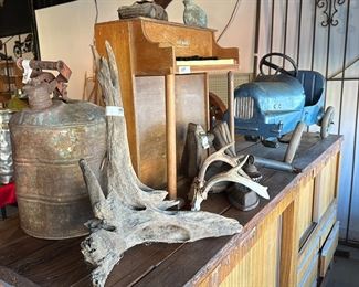 Jaymar childs piano, pedal car, old can