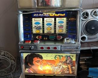 Elvis slot maching again