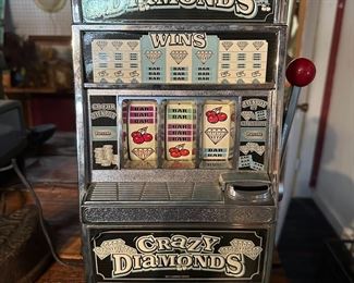 Toy slot machine