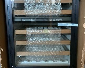 SUBZERO Undercounter Wine Storage