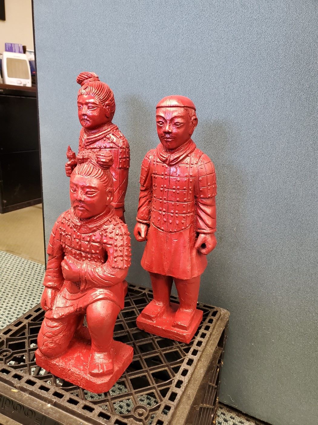 2023 3 Chinese solder statues