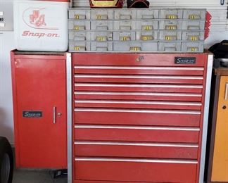 Snap-On Roll Toolbox, 9 Drawer and 1 Door