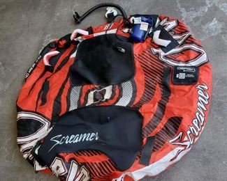 O'Brien Screamer Towable Tube
