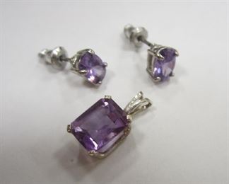 STERLING PENDANT AND EARRINGS WITH PURPLE STONES