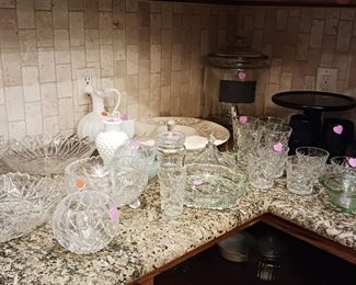 Crystal
Milk glass
Fenton
Uranium