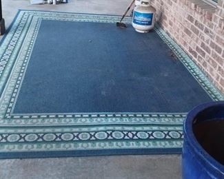Outdoor rug