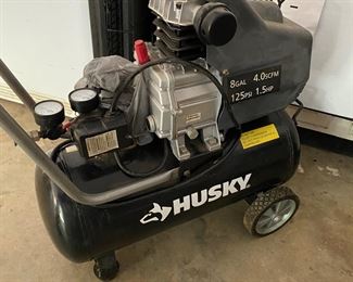 Husky 125psi compressor.