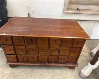 DOUBLE SIDED CHEST WITH SMALL DRAWERS 40X23x23