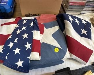 LOT OF AMERICAN FLAGS