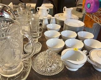  NORITAKE CHINA DISHES, GLASS DISHES