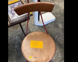 UTILITY STOOL