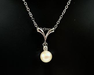 Fine 14K White Gold 5mm Pearl & Diamond Pendant On 14K White Gold 15.5" Chain
