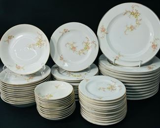 L H S Hutschenreuther Bravaria FINE Selb Bavaria GERMAN PORCELAIN Big Set Of Dinner Plates SALAD PLATES AND DESERT PLATES
