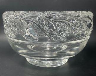FINE TIFFANY AND CO CRYSTAL CENTER PIECE BOWL WITH HIGH RELIEF Dolphin RIM
