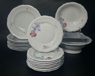 Fine Rosenthal Bahnhof Chippendale Porcelain China Vintage Art Deco SET OF PLATES SALAD PLATES OR DESERT PLATES WITH TWO SERVING BOWLS & Soup Bowls
