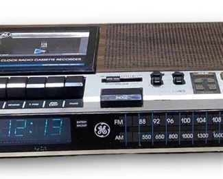 General Electric AM FM Clock Radio Cassette Player Alarm Model 7-4956B
