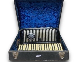 Black Wurlitzer Piano Accordion Model: LM 41 120 w/ Case!
