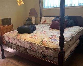 four post bed, king size