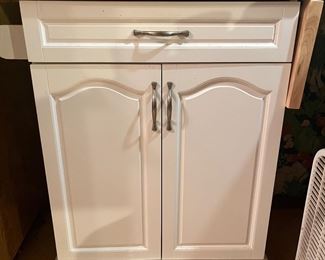 rolling kitchen island