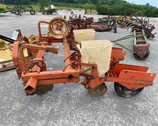  ALLIS CHALMERS TWO ROW PLANTER