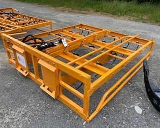  LANDHONOR SKID STEER HAY GRAPPLE / ACCUMULATOR