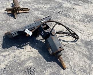  BOBCAT SKID STEER AUGER