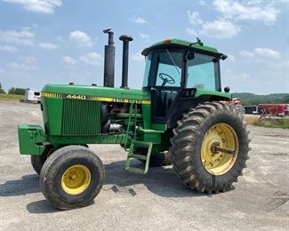 John Deere 4440 tractor