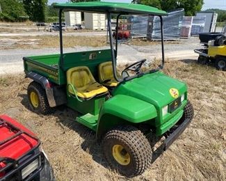 JOHN DEERE GATOR