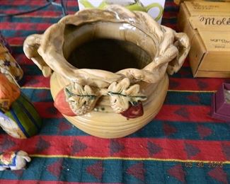 decorative pot