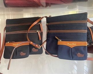 Dooney Bourke Crossbody
Matching coin purses.
Inside both are HOT PINK❤️